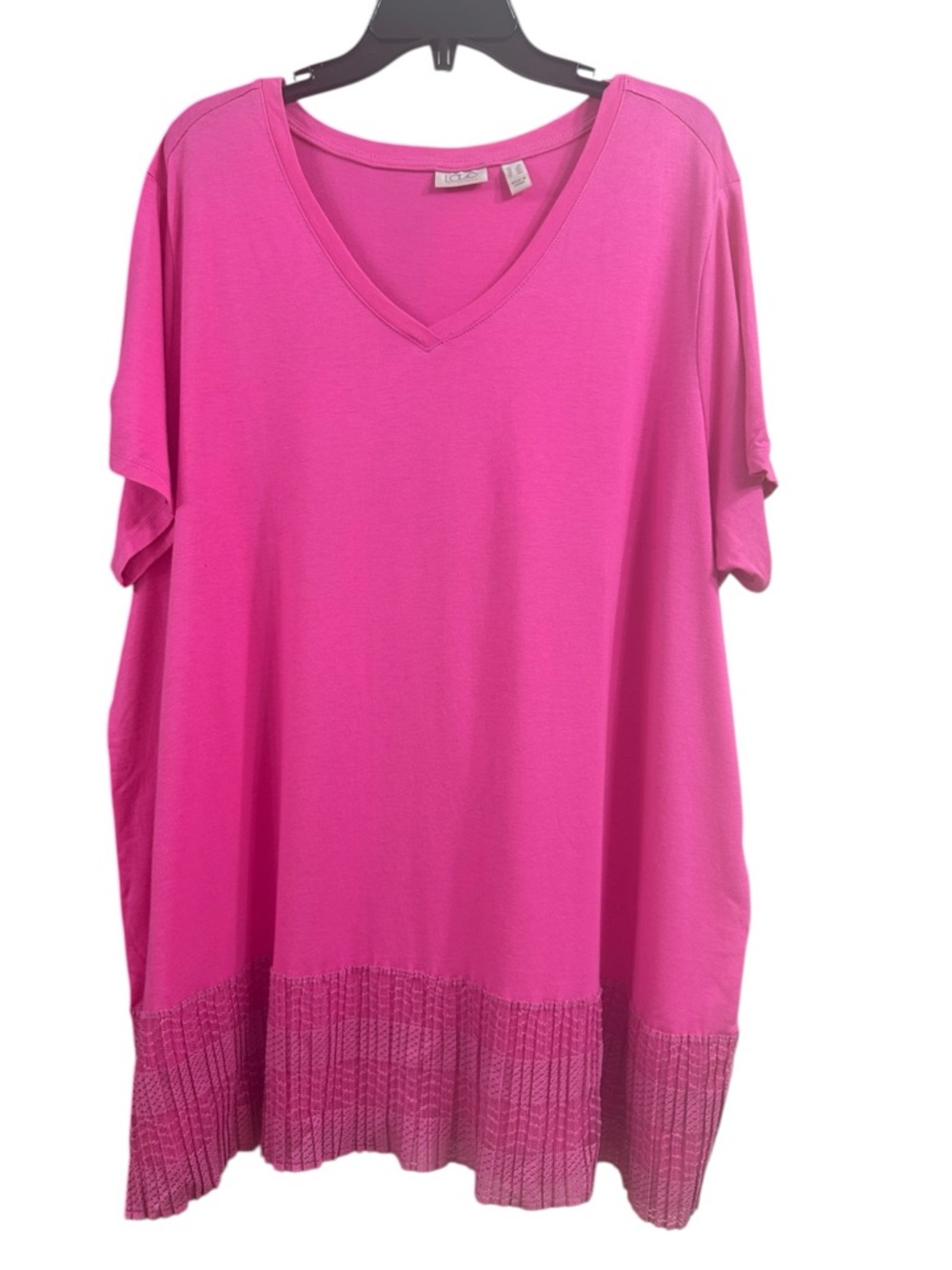LOGO by Lori Goldstein Hot Pink V-Neck Short Sleeve Tunic with broomstick Hem